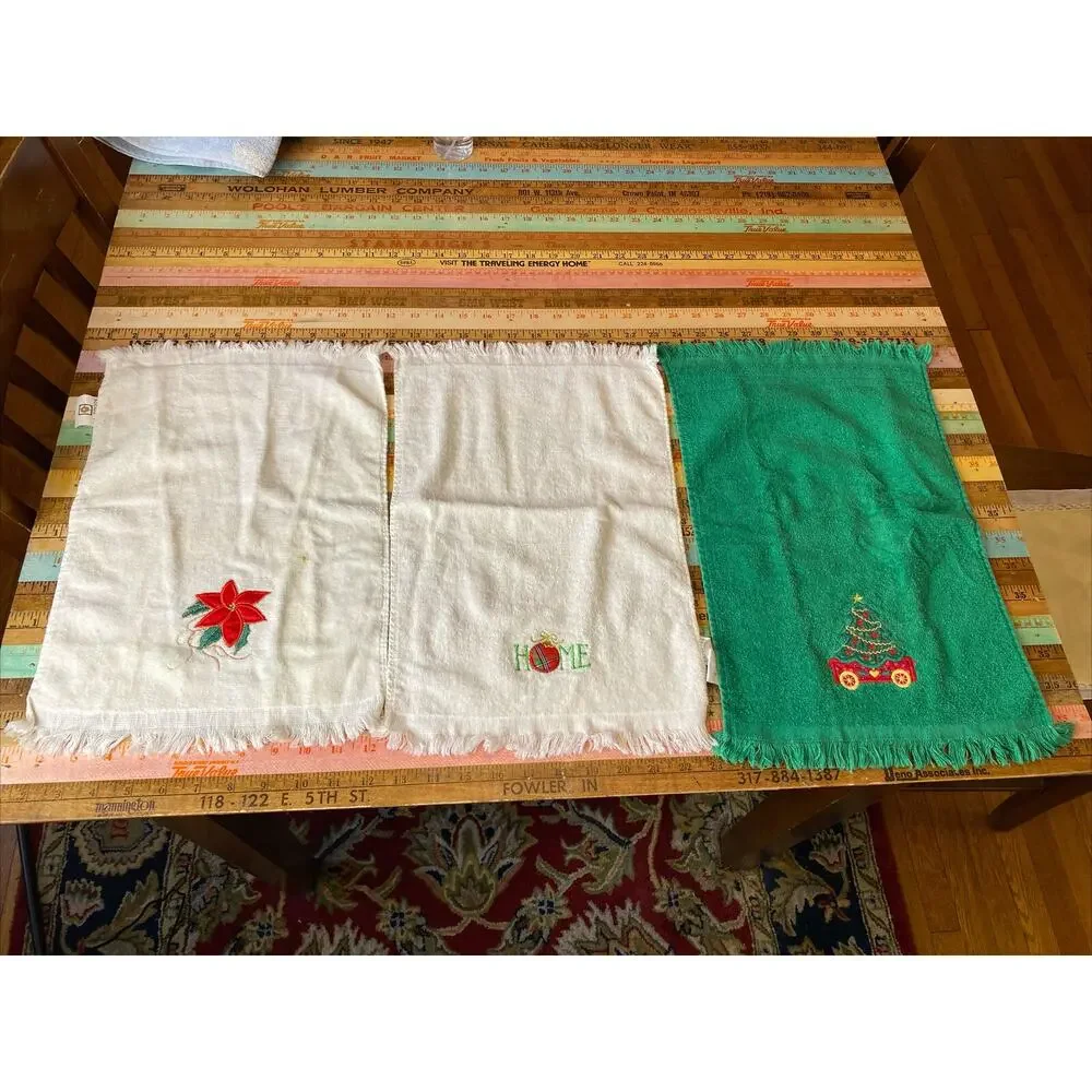 3 VINTAGE Christmas Hand Tea Towels Poinsettia Tree, Ornament Home